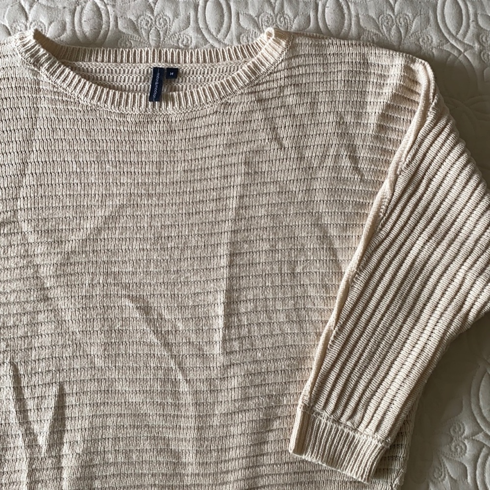 White knit sweater